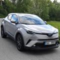 Test: hybridní Toyota C-HR ví dobře, jak zaujmout nejen nadšence