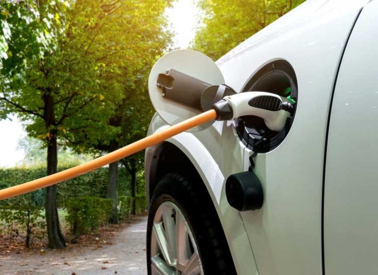 Jak se budou elektromobily podílet na spotřebě energie v ČR?