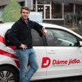 Dáme Jídlo: S elektromobily šetříme desítky tisíc korun ročně