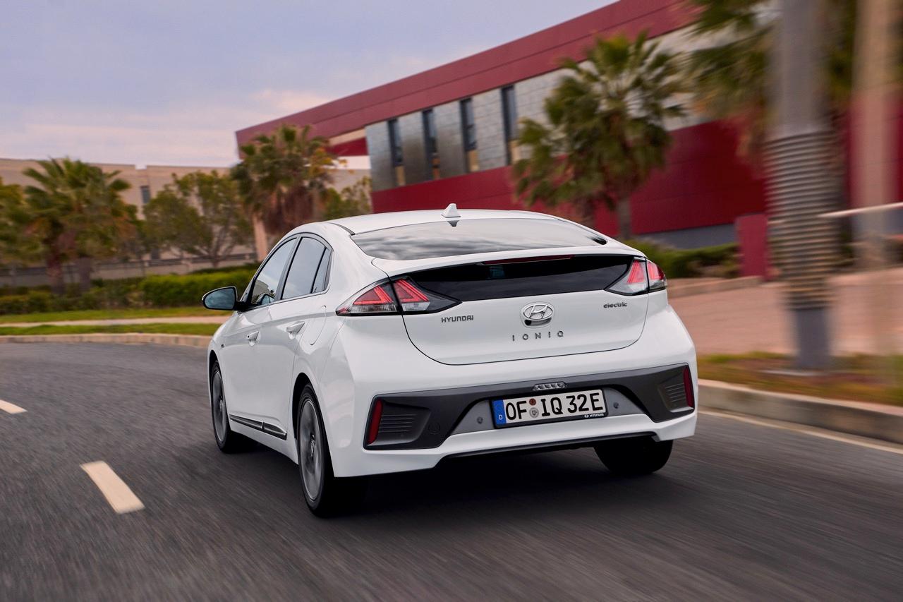 Hyundai Ioniq Electric pohled zezadu