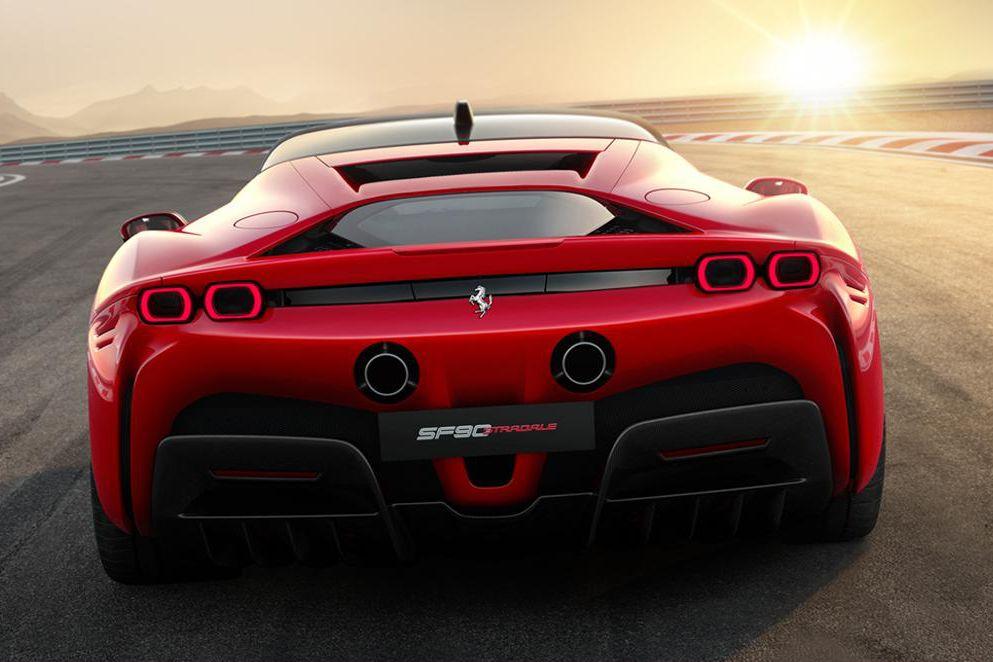 Ferrari SF90 Stradale, plug-in hybrid