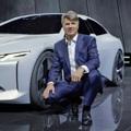 Šéf BMW odstoupí a můžou za to prý i elektromobily