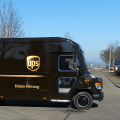 UPS konvertovala 33 dieselových dodávek na hybridy a elektromobily