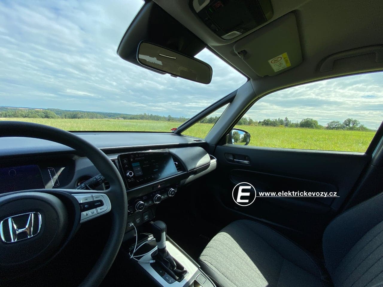 Nová, hybridní Honda Jazz (2020), interiér