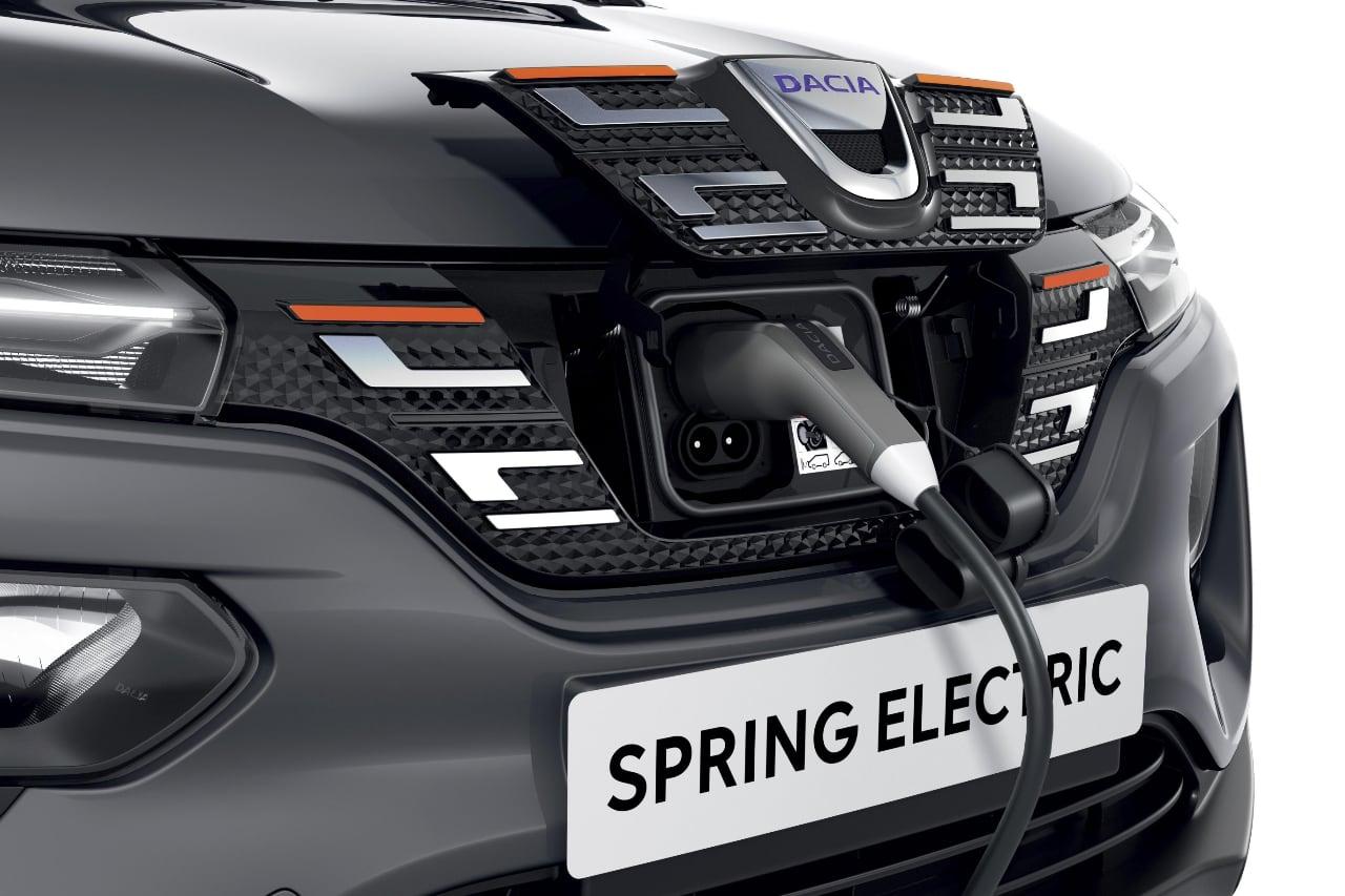 Dacia Spring Electric, nabíjení elektromobilu