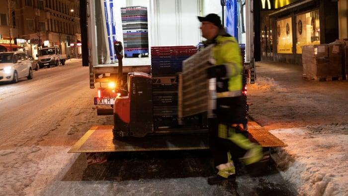 Zákaz vjezdu do centra pro méně ekologická nákladní vozidla, odsouhlasila Praha