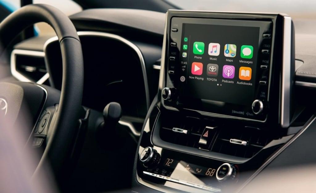 Používáte i Apple CarPlay?