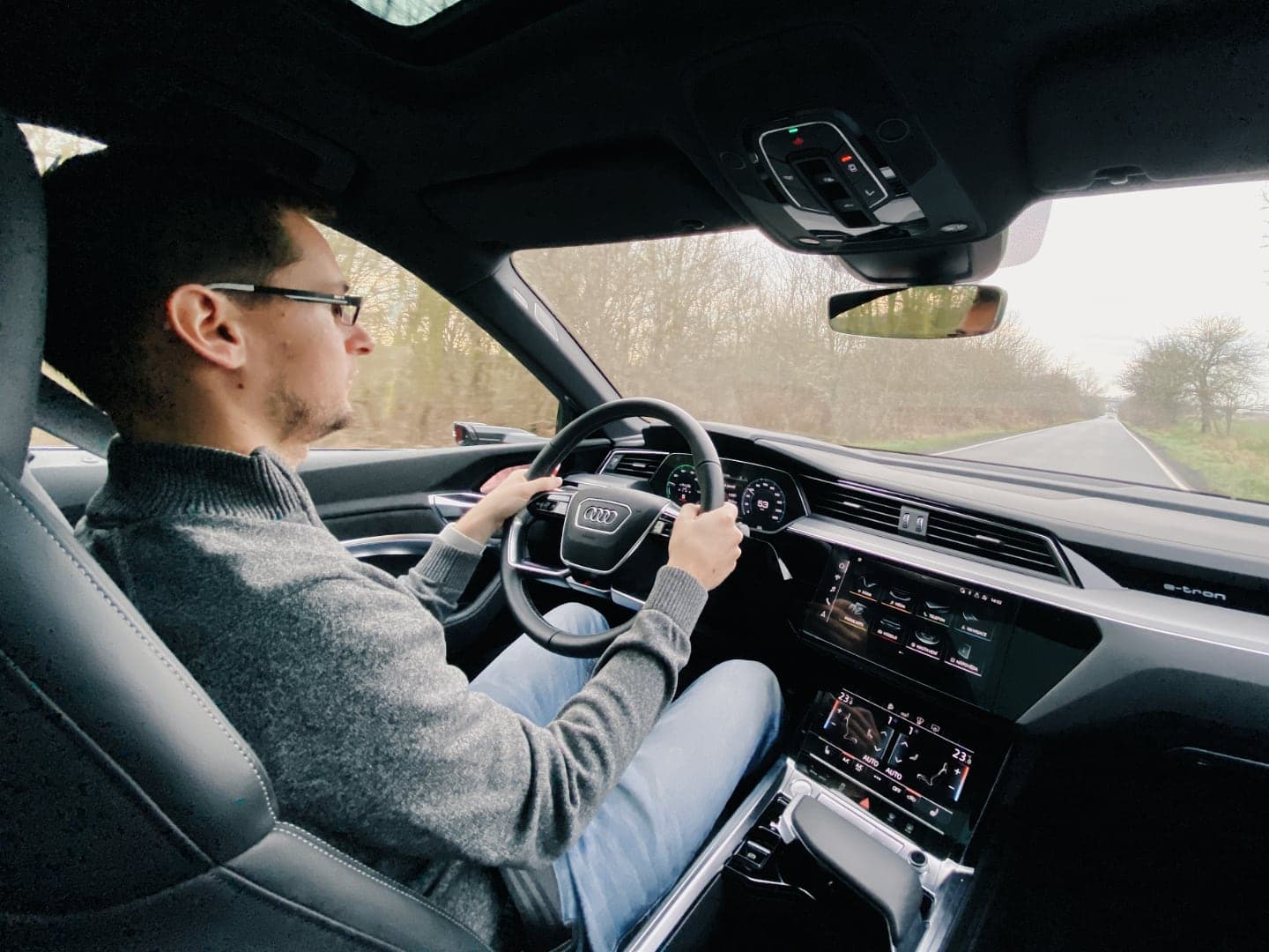 Audi e-tron Sportback, interiér