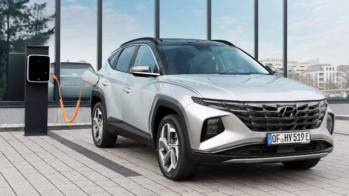 Nový Hyundai Tucson do zásuvky bude mít čistě elektrický dojezd přes 50 km