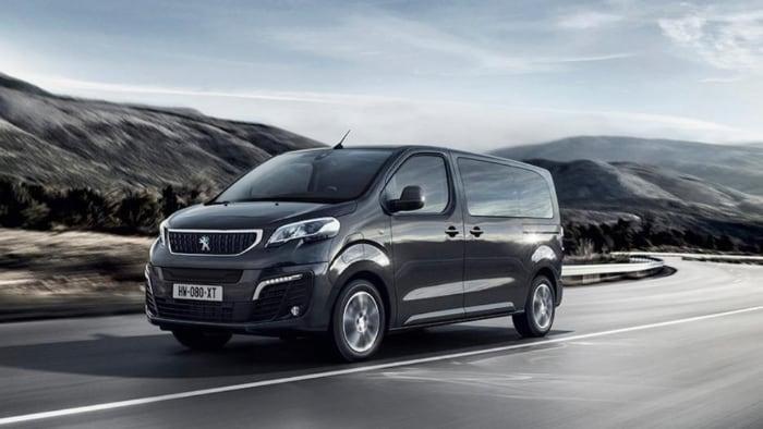 V Česku je první elektrický Peugeot e-Traveller. Zamířil hned do Krkonoš