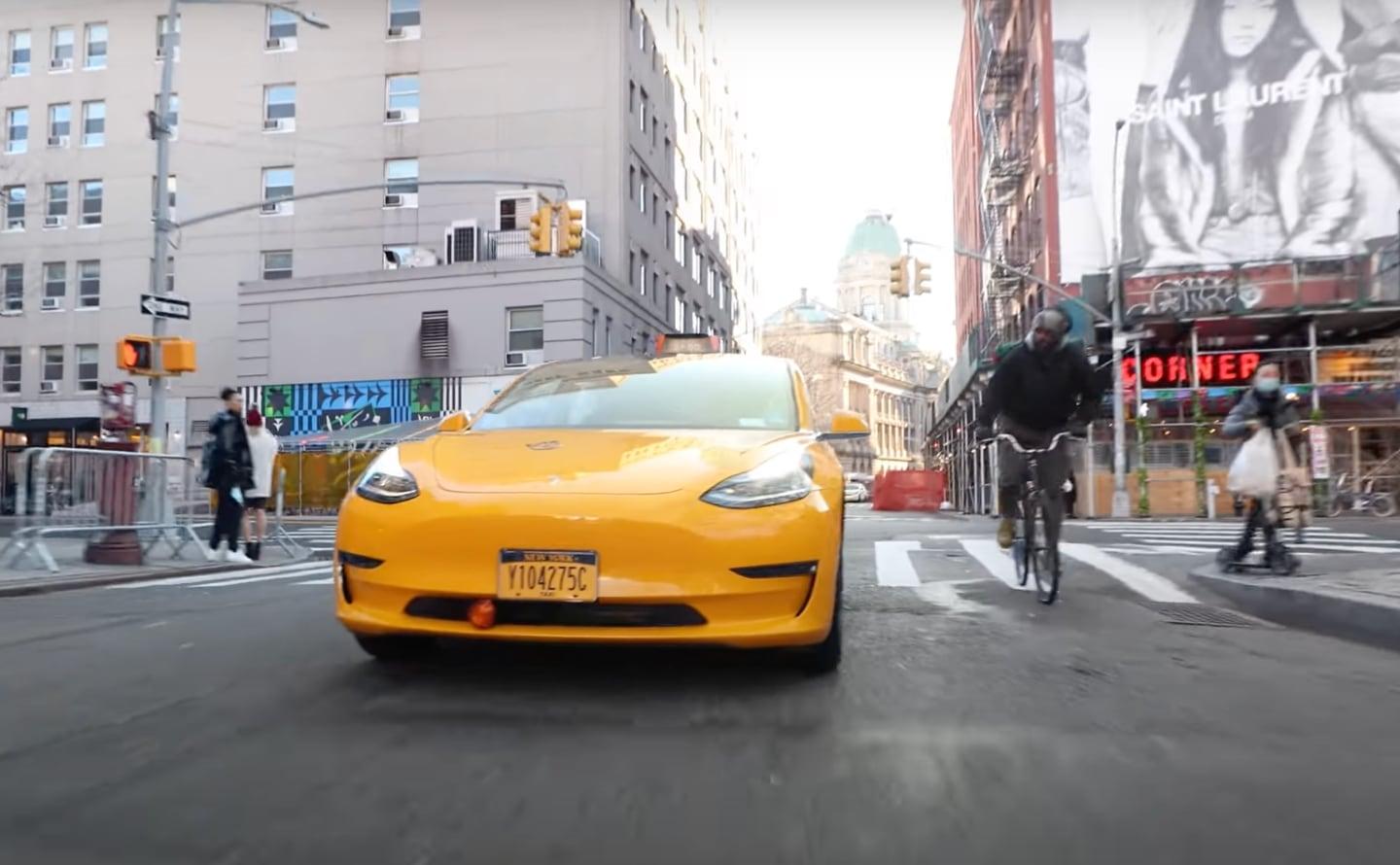 Tesla Model 3, elektromobil jezdí v New Yorku jako taxi