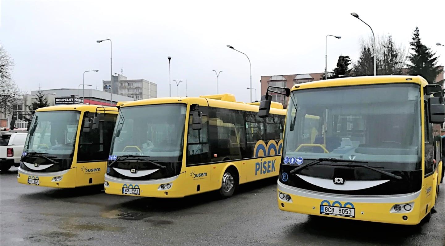 Flotila elektrických autobusů v Písku