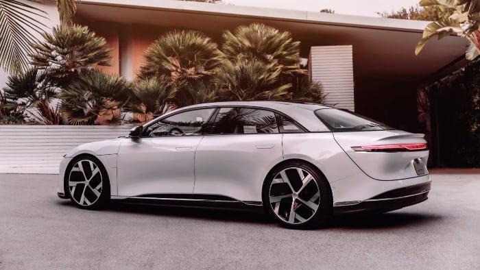 Automobilka Lucid Motors se prý chystá vstoupit na burzu