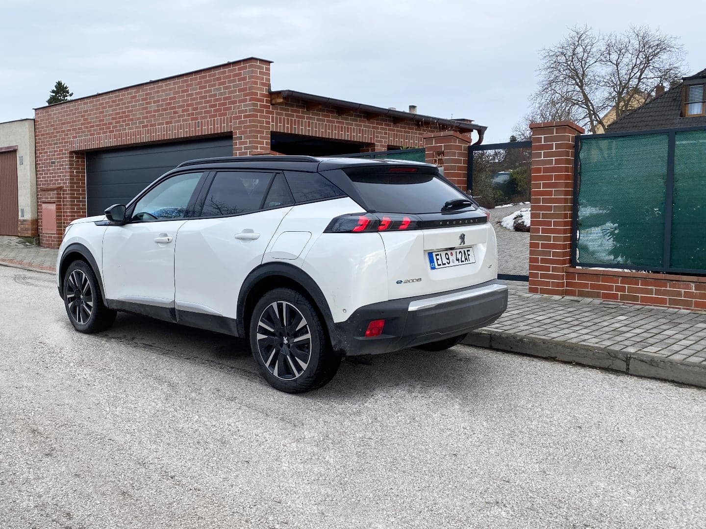 Peugeot e-2008 GT Line (2020), test elektromobilu