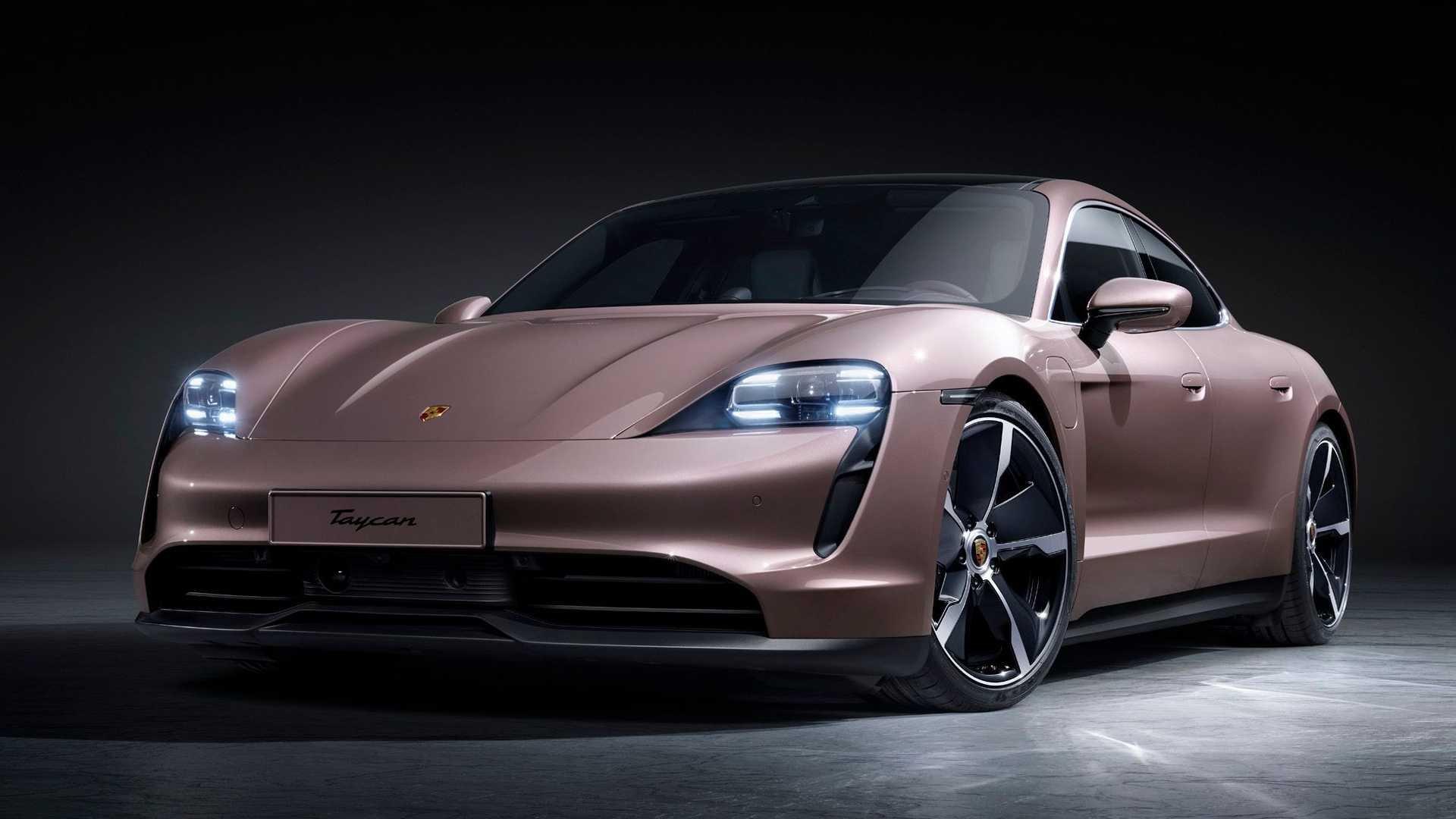 Základní Porsche Taycan 2021 se ukázal v USA