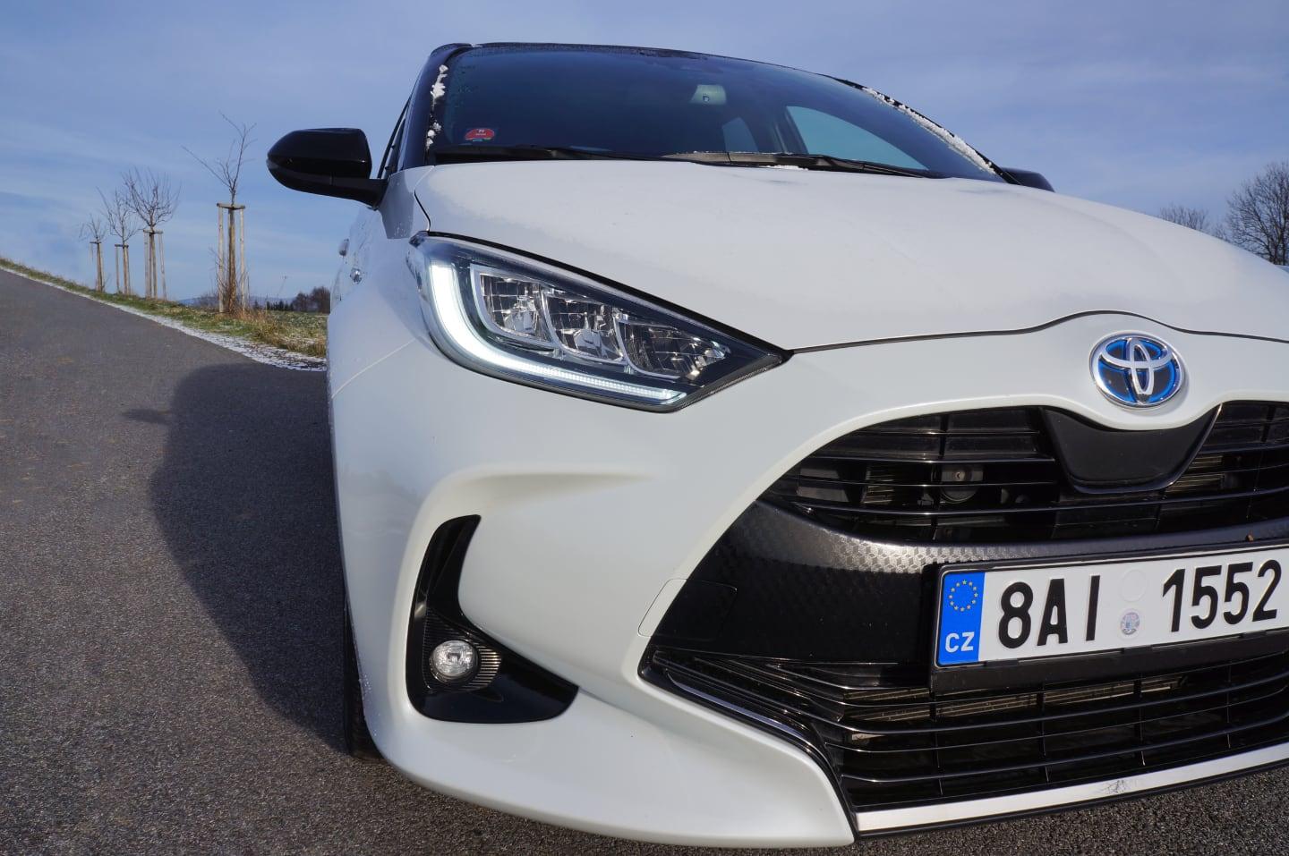 Toyota Yaris Hybrid (2020), test