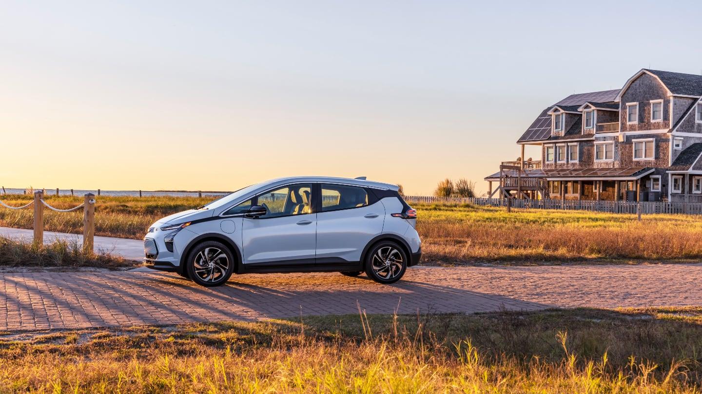 Chevrolet Bolt EV 2022, nový elektromobil