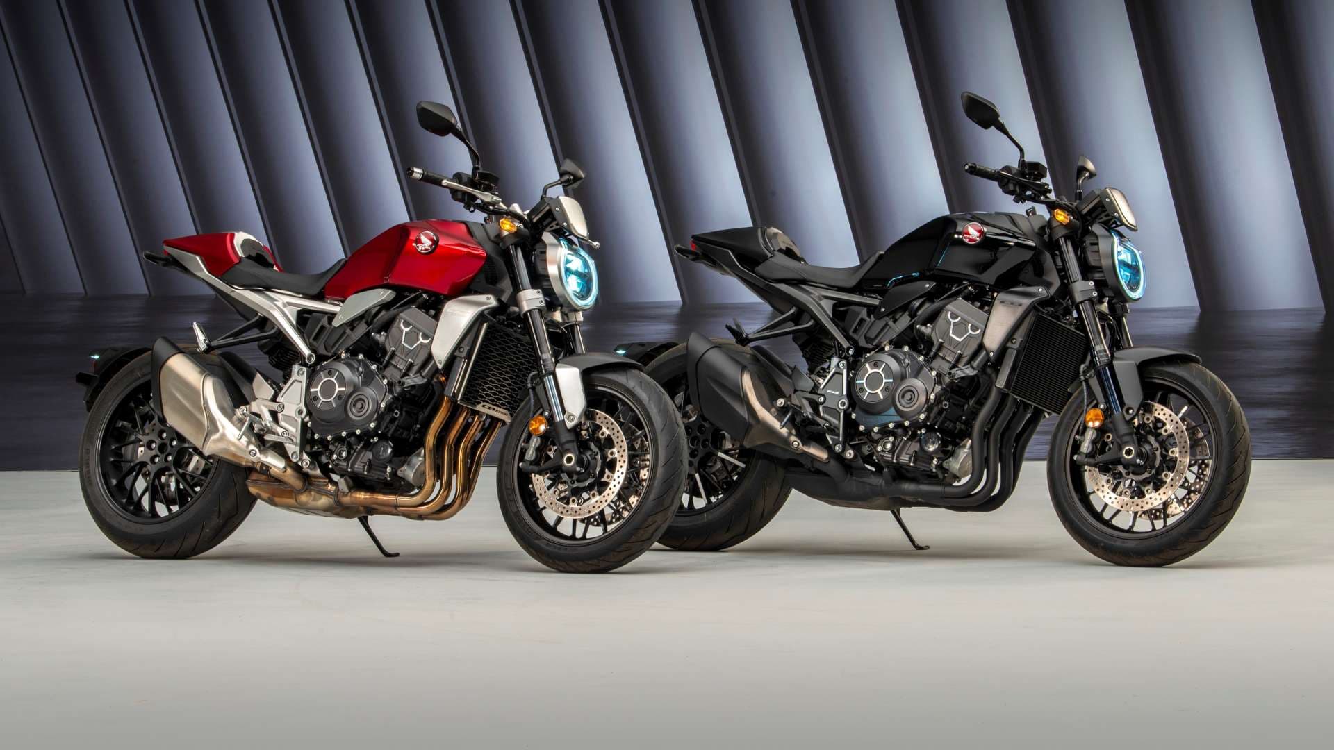 Honda CB125R během představení