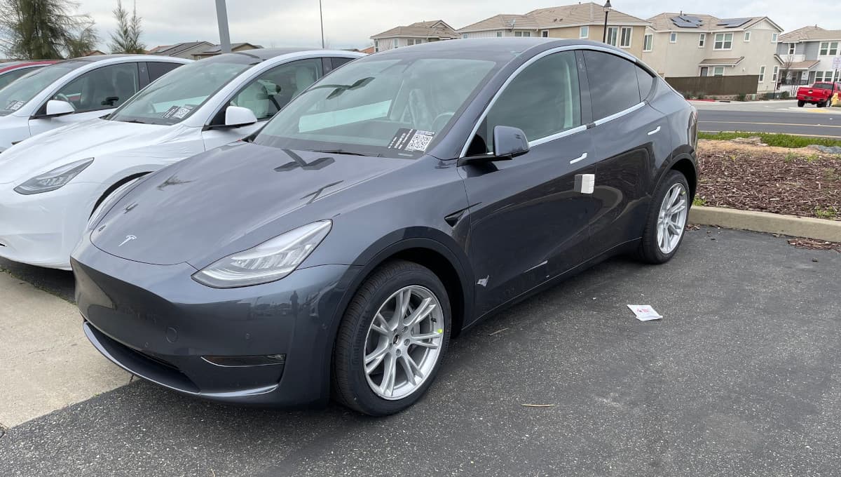 Tesla Model Y s vylepšeným interiérem