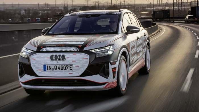 Audi Q4 e-tron z části odhaleno! Nabízí luxusní interiér a rozšířenou realitu