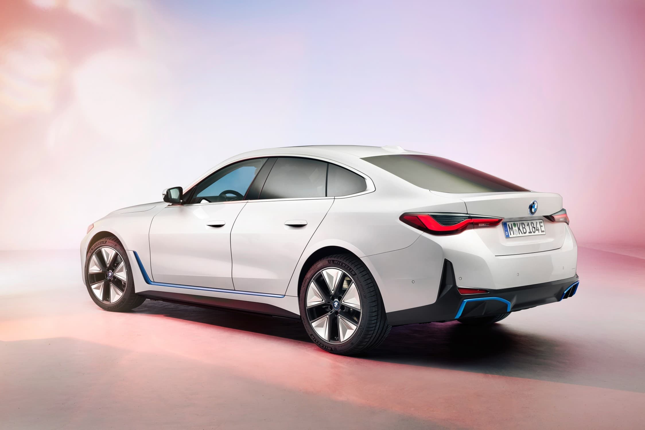 BMW i4, elektrické auto