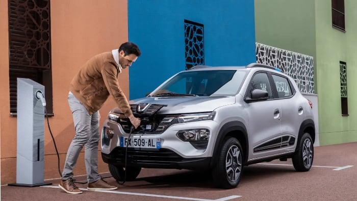 Levný elektromobil Dacia Spring už má na kontě zhruba 10 000 předobjednávek