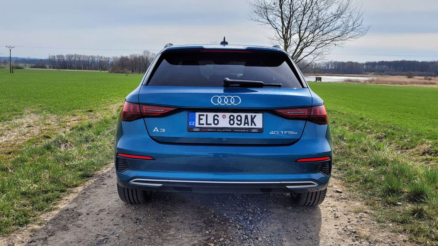 Test Audi A3 40 TFSIe, zadní pohled