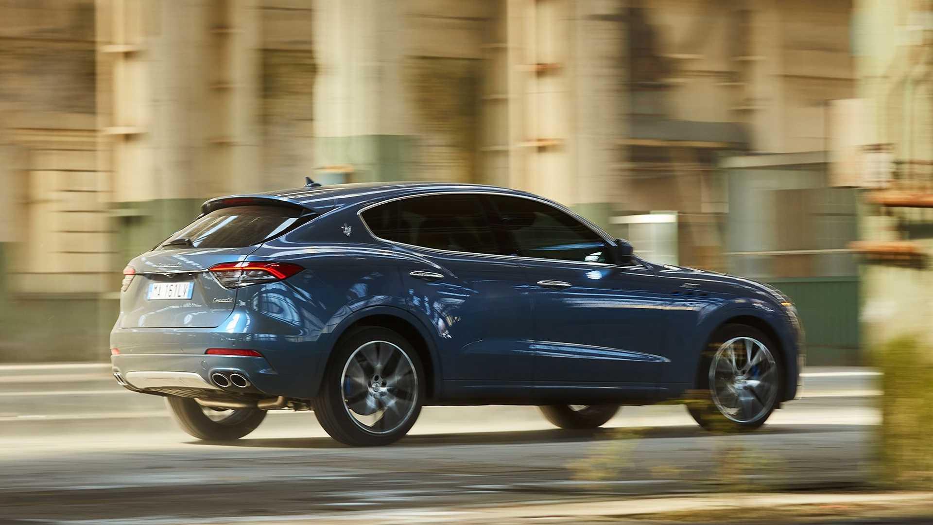 Maserati Levante Hybrid v pohybu