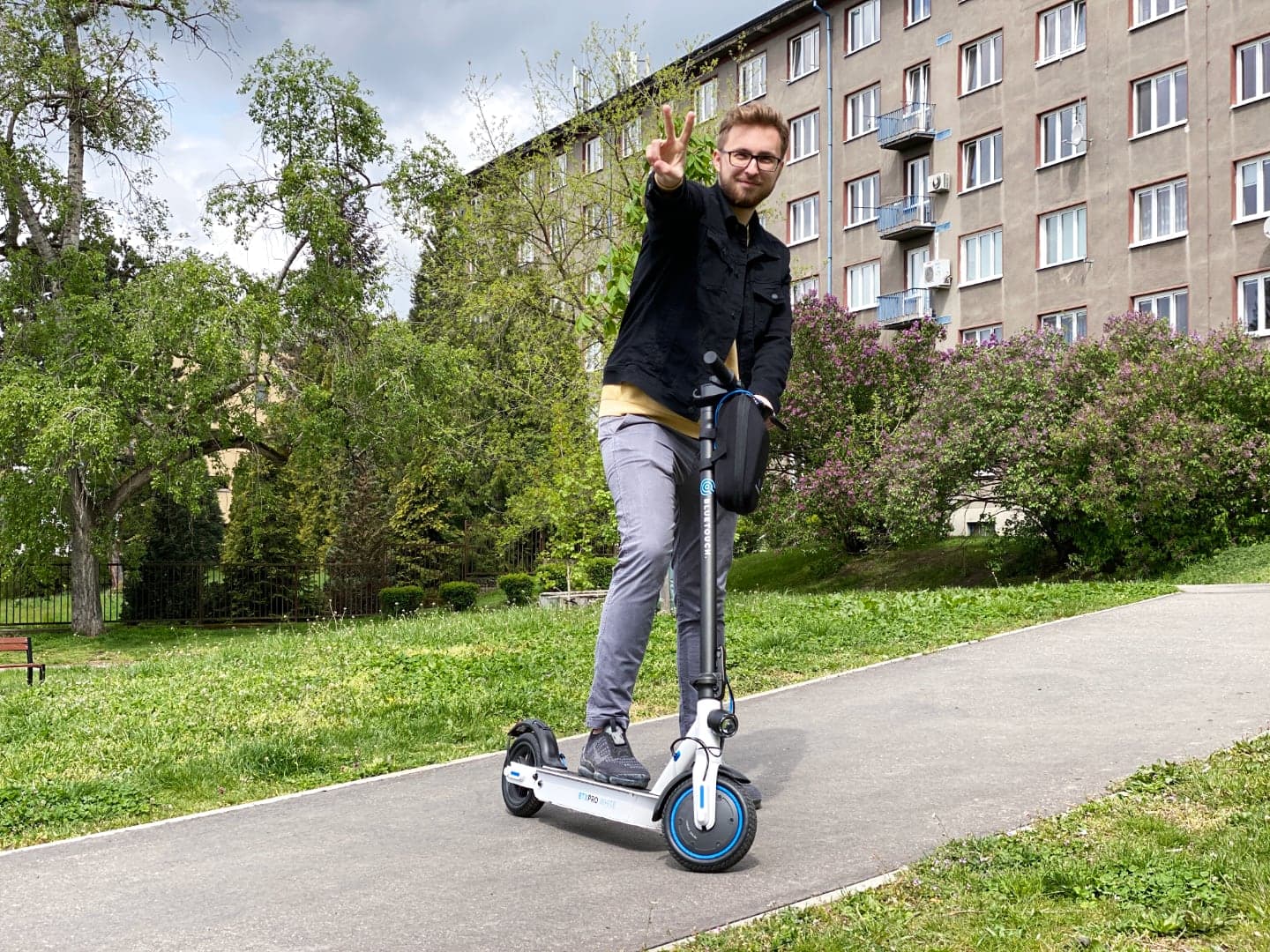 Otestovali jsme elektrickou koloběžku Bluetouch BTXPRO!