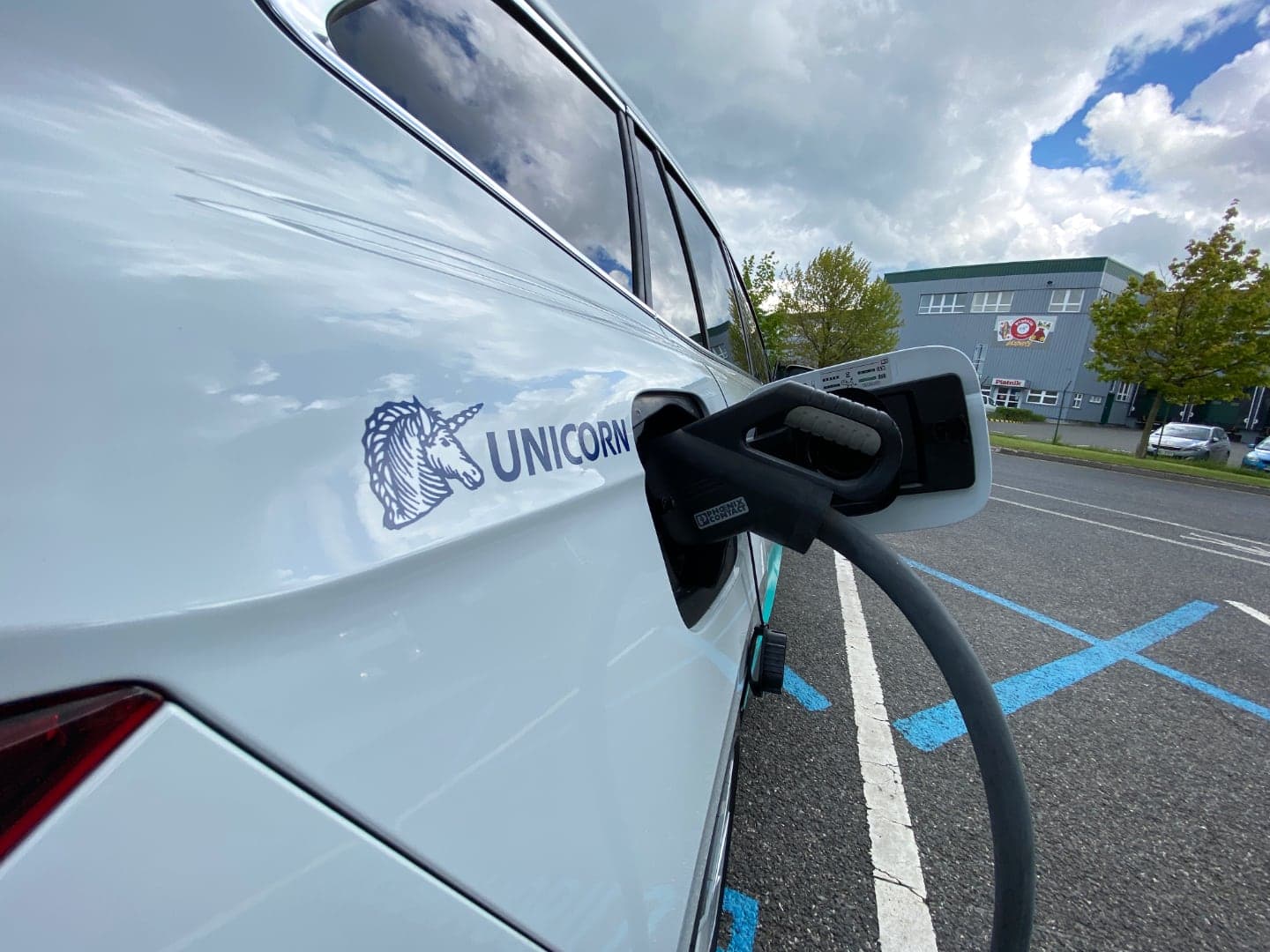 Škoda Enyaq iV v barvách ChargeUp