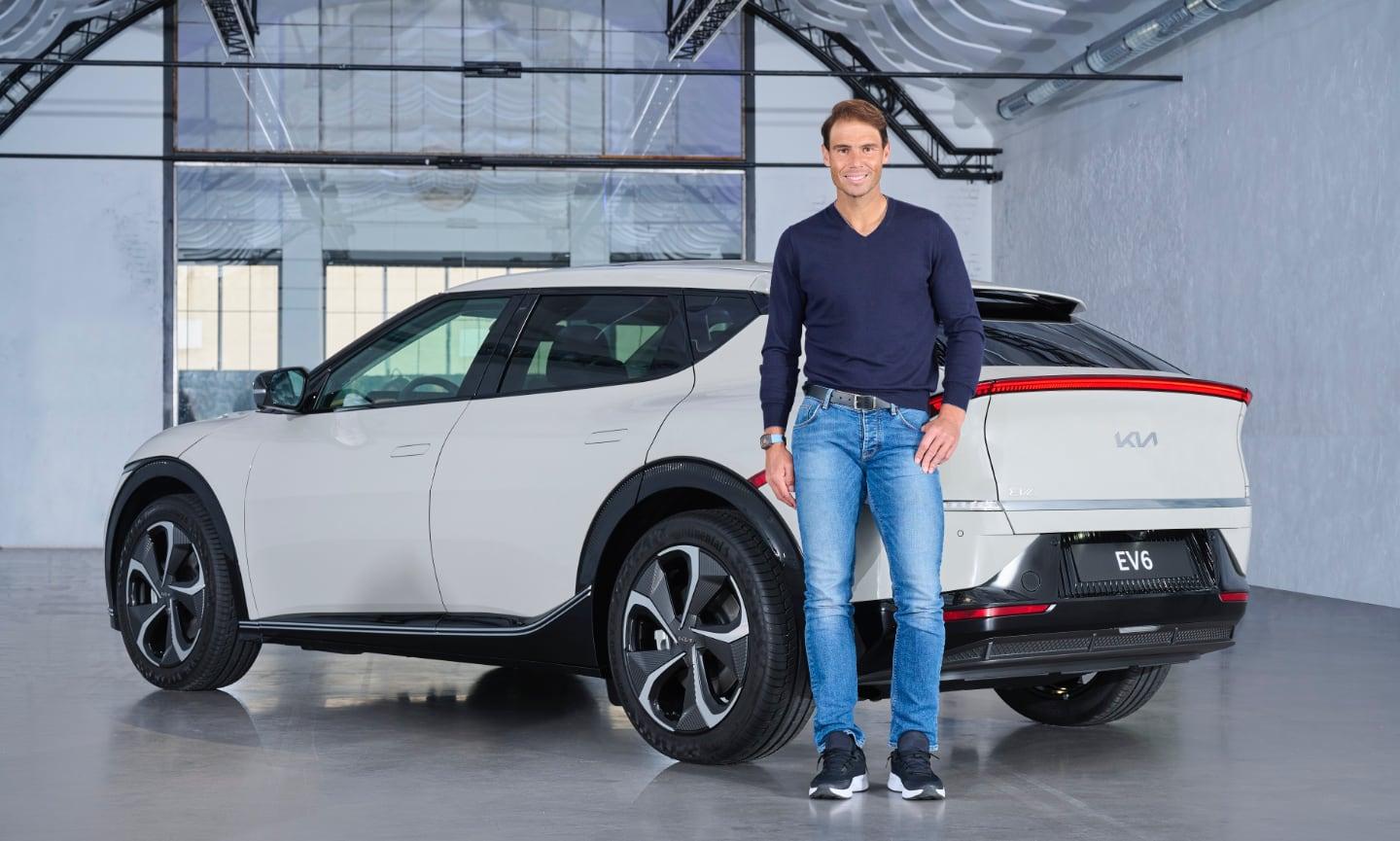 Hvězdný tenista se prý zamiloval do elektromobilu Kia EV6, bude jeho ambasadorem