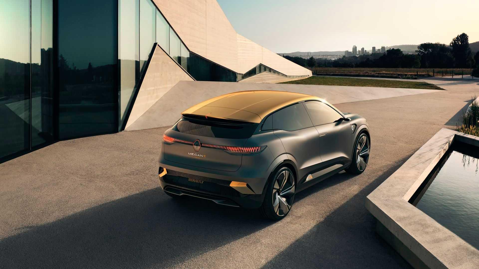 Renault Mégane E-TECH 2022 elektromobil