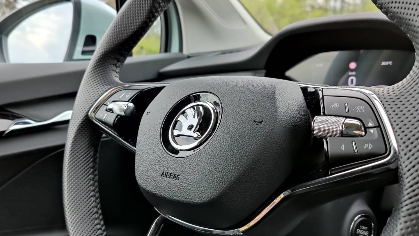 Škoda Enyaq iV, volant