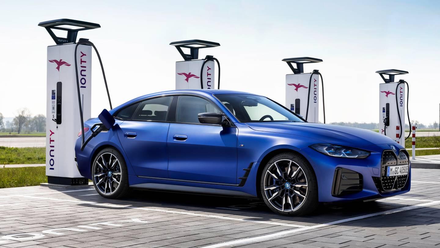 Teče BMW do bot? Náhle urychluje vývoj elektroaut, chystá až 15 nových modelů