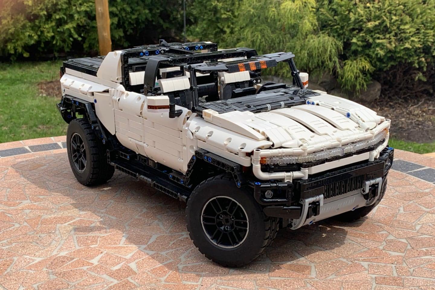 Hummer EV ze stavebnice LEGO