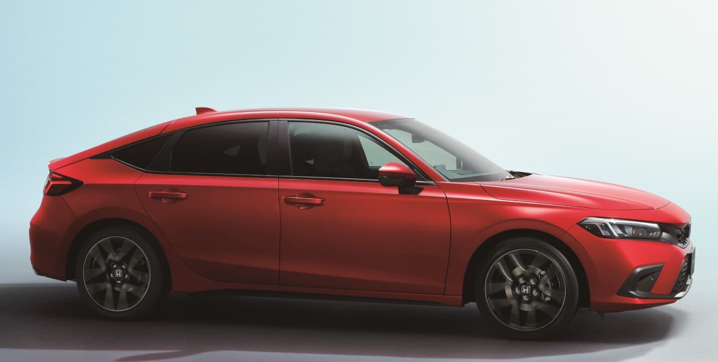 Honda Civic e:HEV, boční část