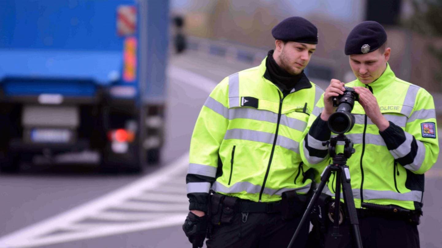 Policejní měření rychlosti