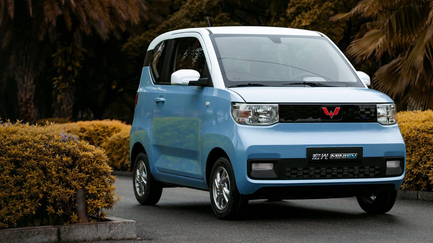 Superlevný elektromobil Wuling Mini EV