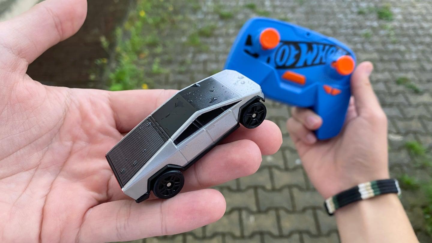 Jak se Vám líbí Cybertruck od Hot Wheels?