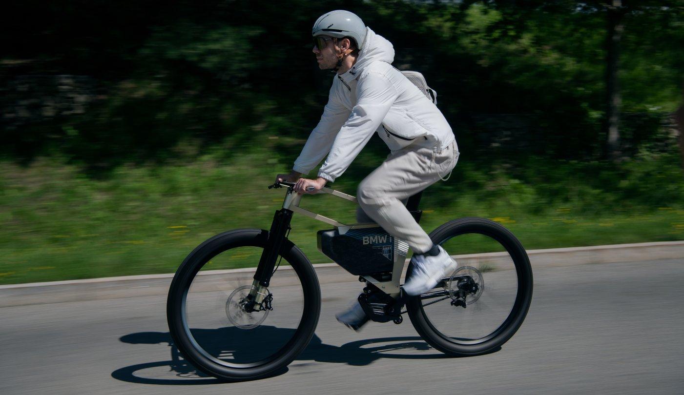 Výrobce odhaluje elektrokolo BMW i Vision AMBY