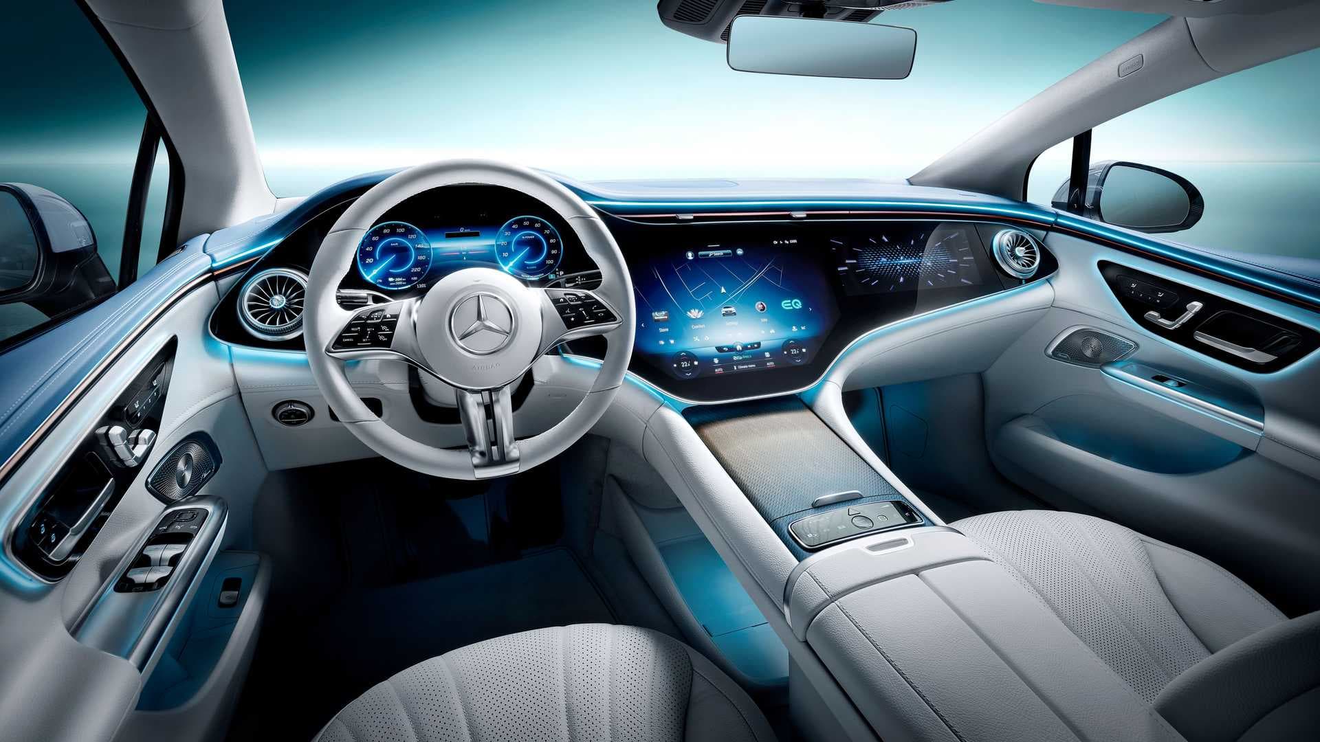 Mercedes-Benz EQE, interiér