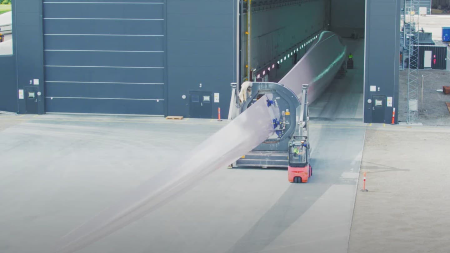 Převážení větrných lopatek může být velmi obtížné