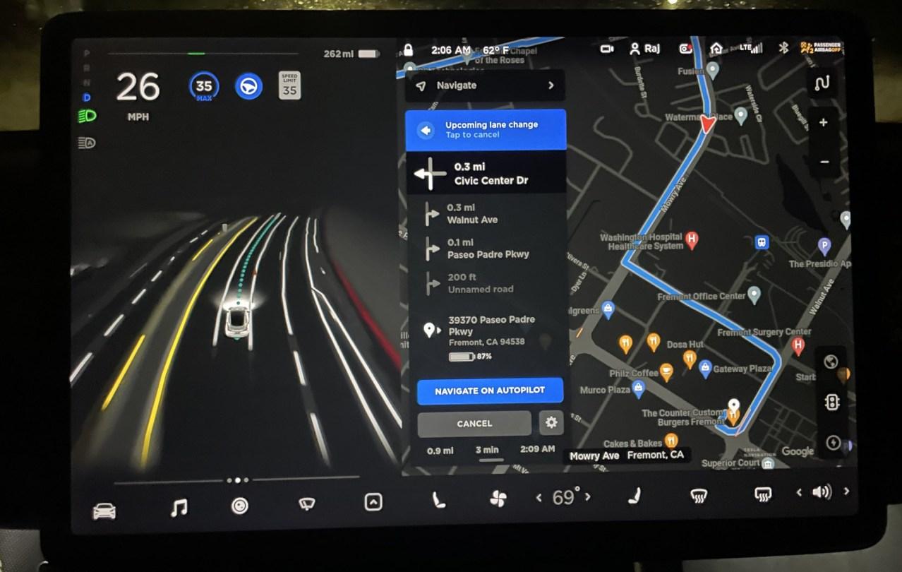 Tesla Full Self-Driving Beta 10 je konečně tady