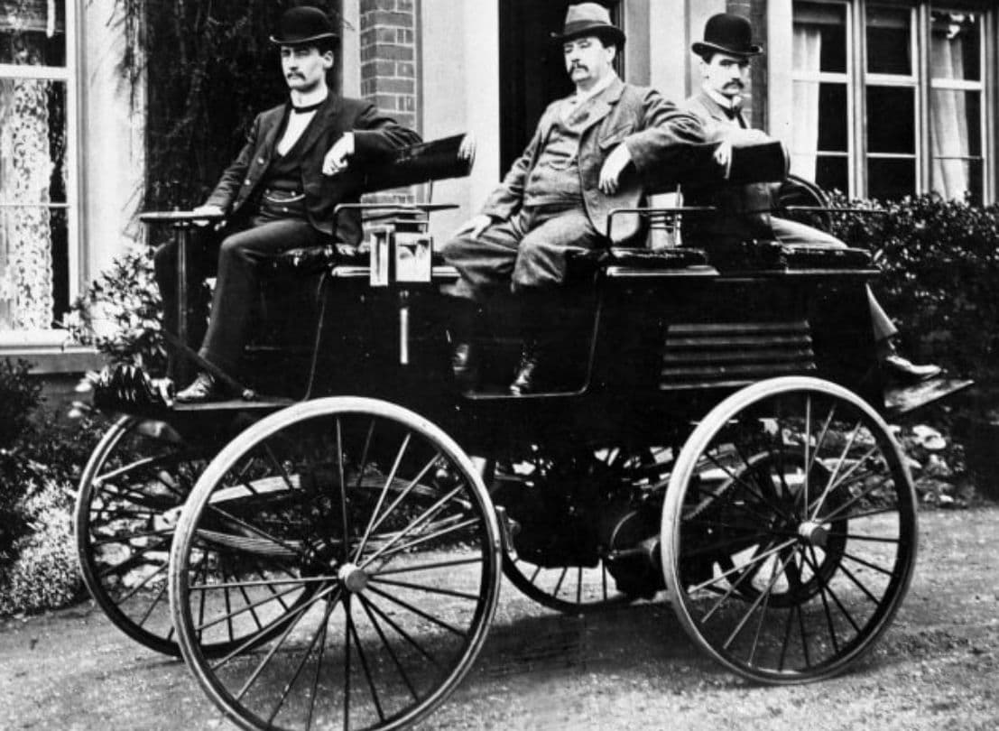 Thomas Parker s jeho elektromobilem