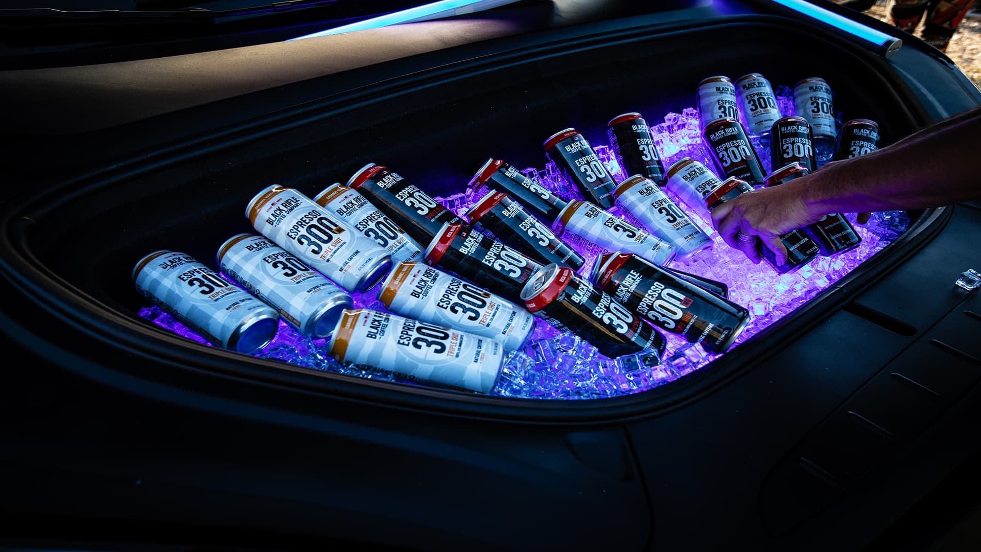 V předním kufru zbylo místo na lednici