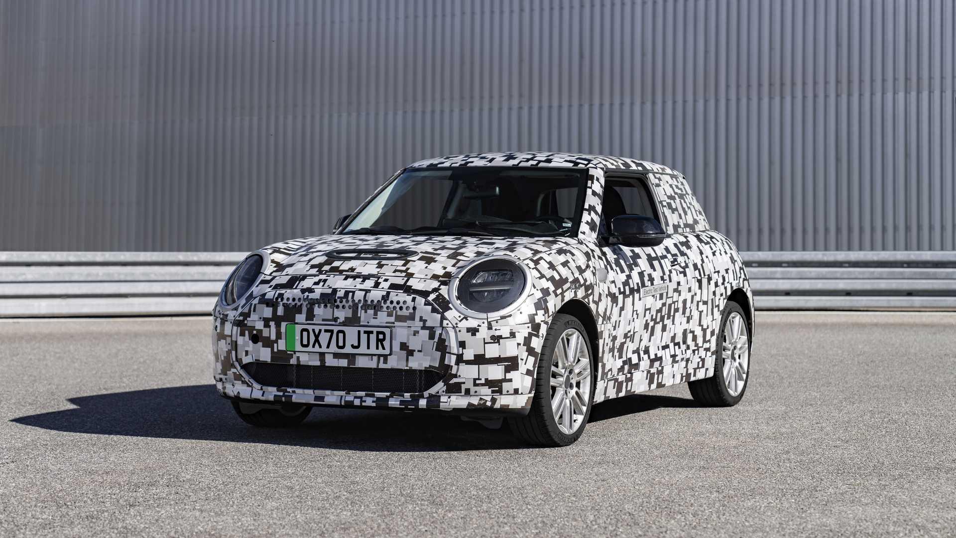 Mini Cooper SE se dočká svého nástupce, cílit bude na movitější zákazníky