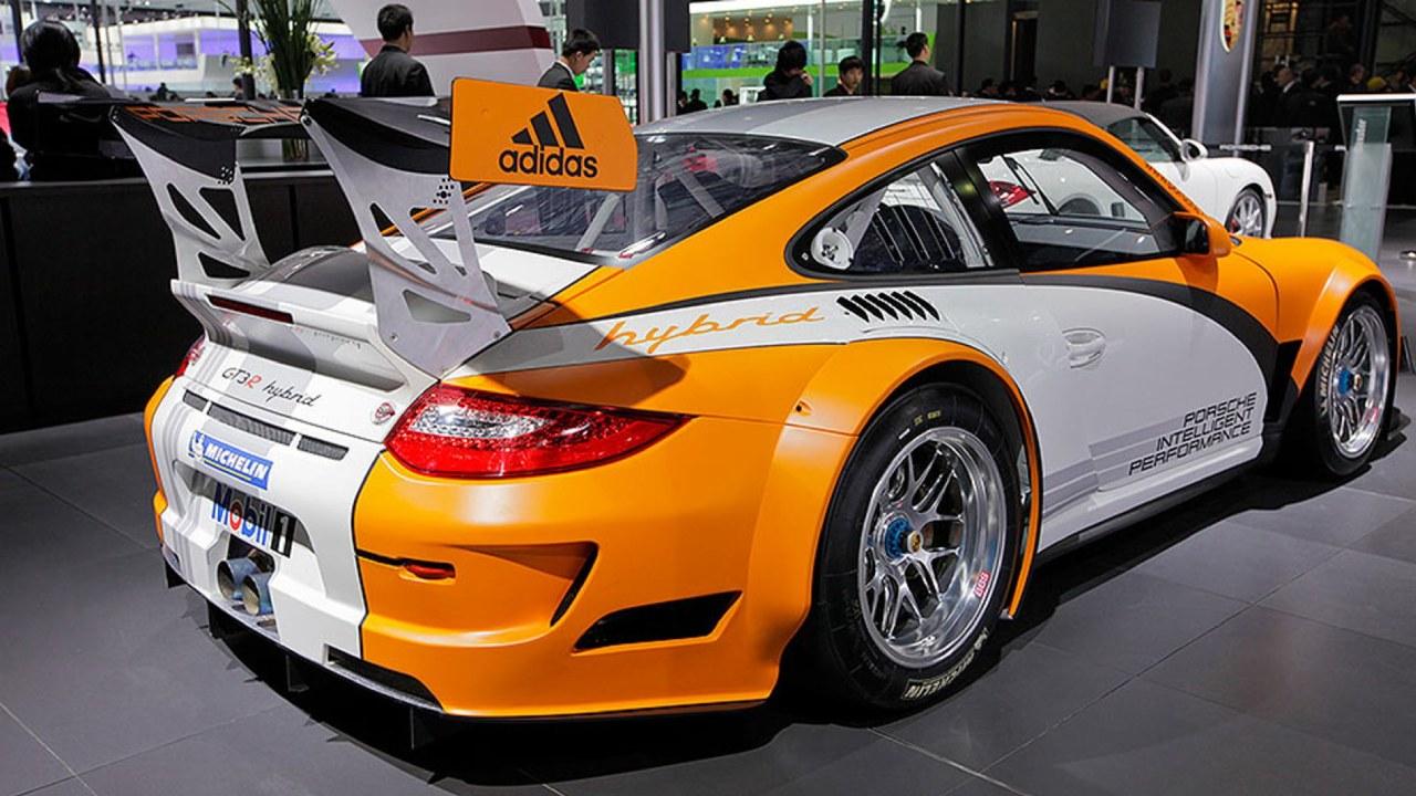 Porsche 911 GT3 R Hybrid