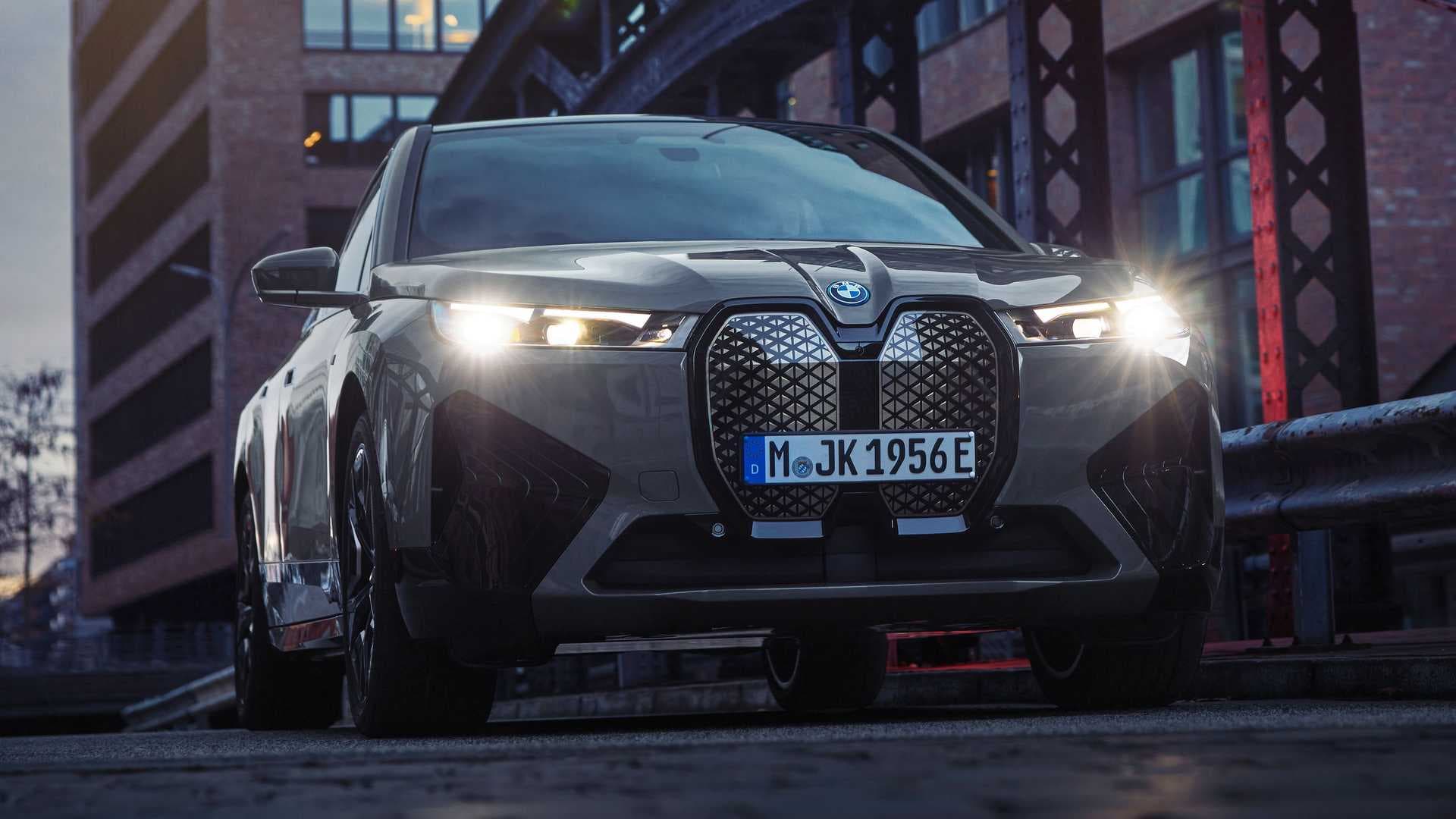 BMW iX M60