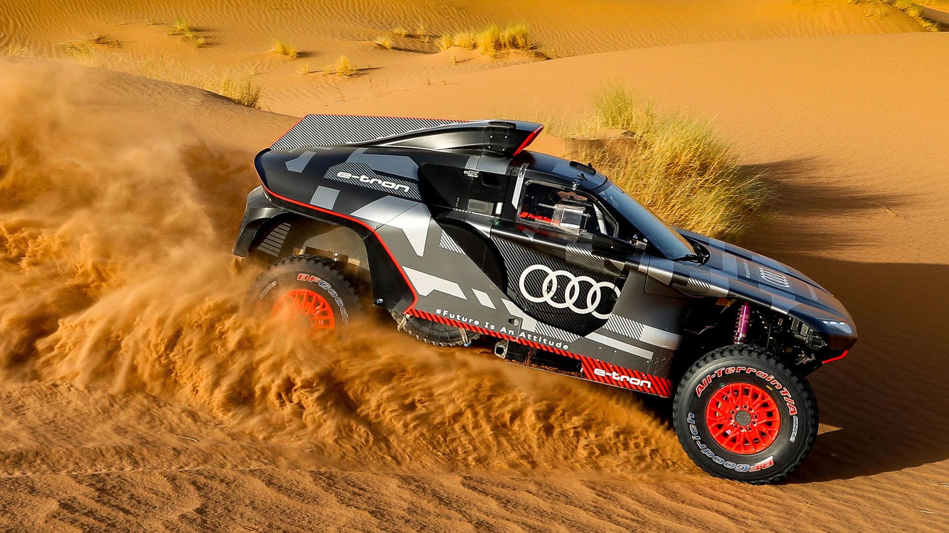 Audi RS Q e-tron dokazuje, že s elektromobily se na Rallye Dakar musí počítat