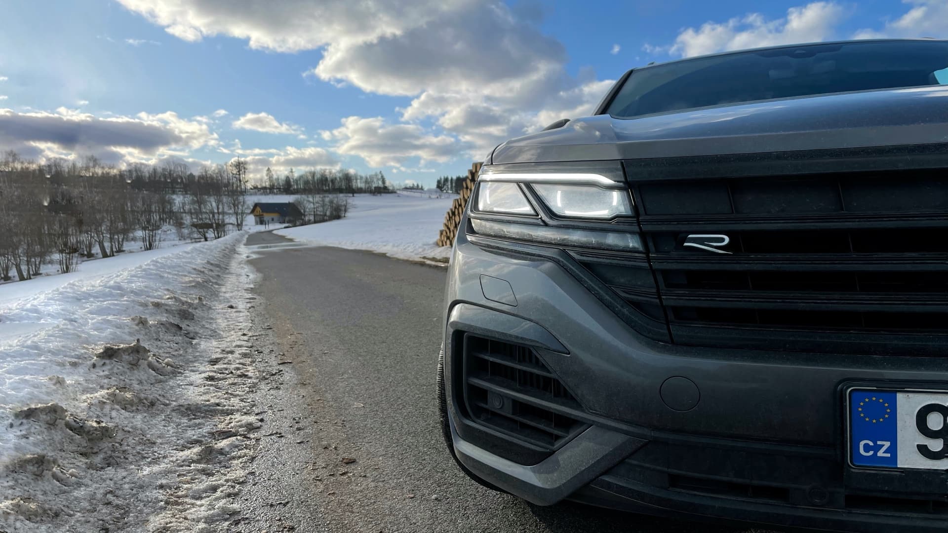 Volkswagen Touareg R